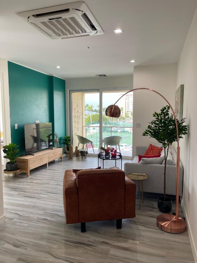Luxury Ocean View Condo @ Aruba'S Palm Beach Exterior photo